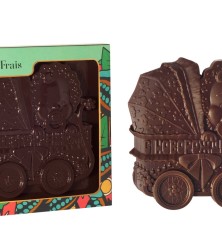 Барельеф с новорожденным